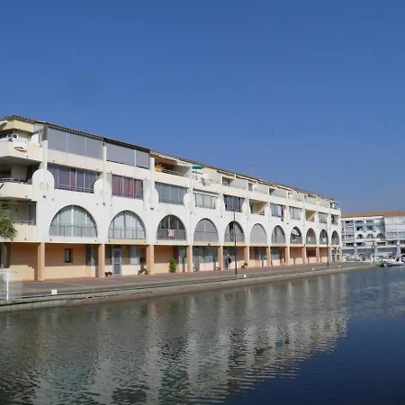 Appartement Climatise Avec Loggia Et Parking A 200M De La Plage - Fr-1-338-442 Sète