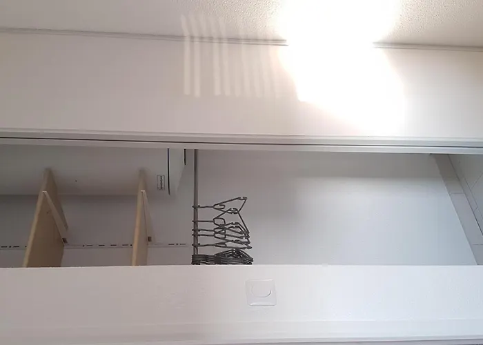 Climatisé Avec Loggia Et Parking à 200m De La - Fr-1-338-442